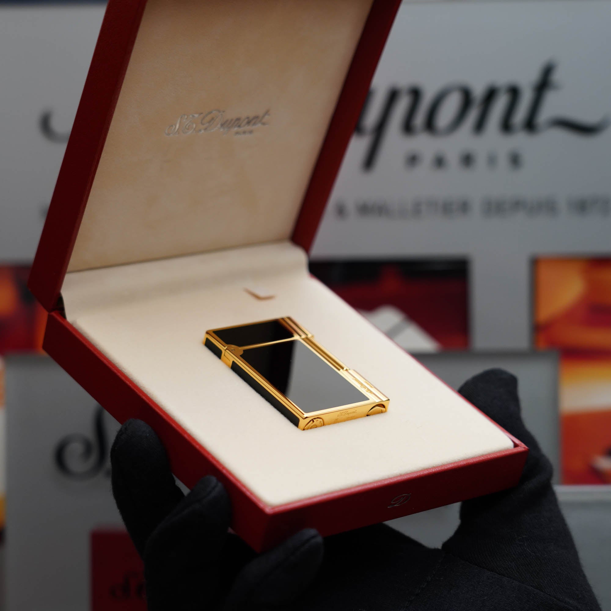 Vintage 1980 St Dupont Gatsby Heavy 24k Gold Natural Black Lacquer 