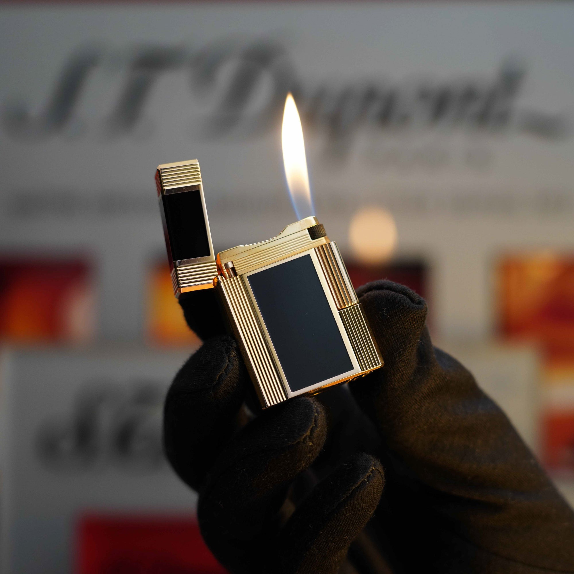 Vintage 1970 St Dupont 24k Gold Finish Natural Black Lacquer Ligne 