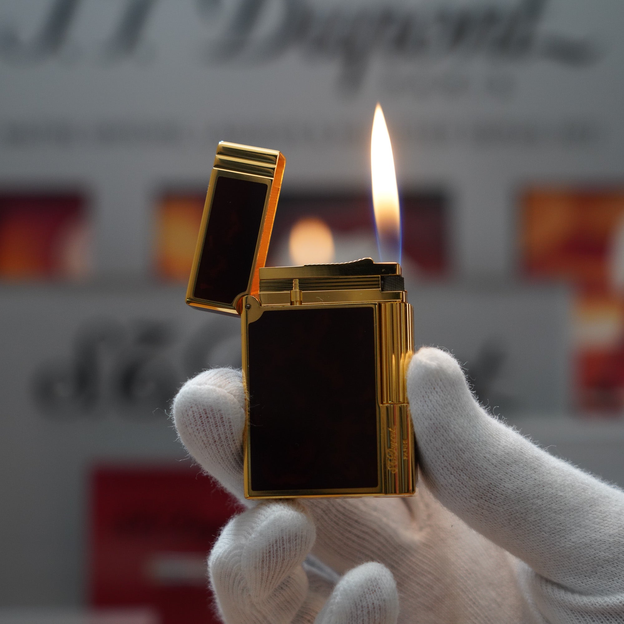 Vintage Gatsby S.T. Dupont Gold Plated Lacquer Lighter