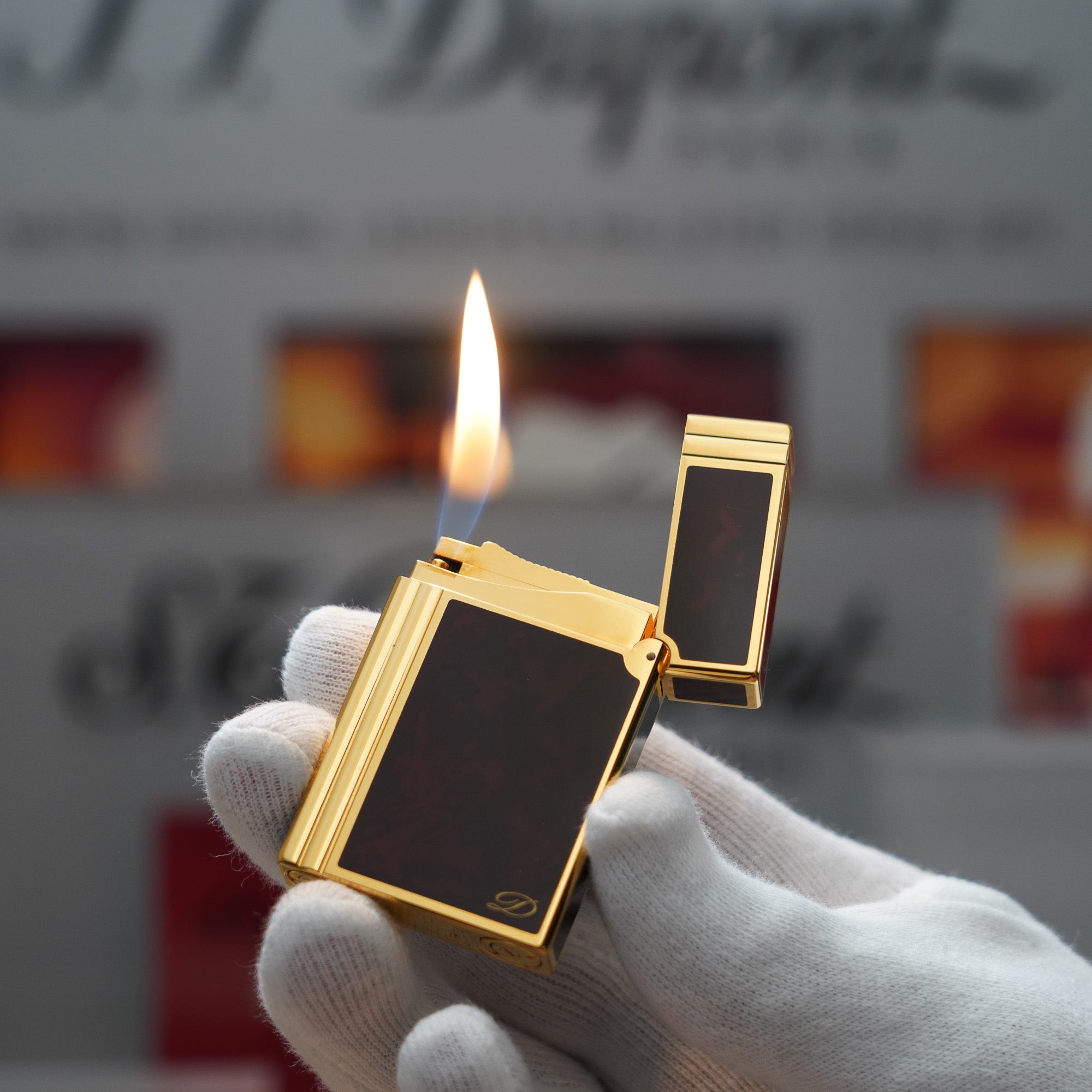 Vintage Gatsby S.T. Dupont Gold Plated Lacquer Lighter