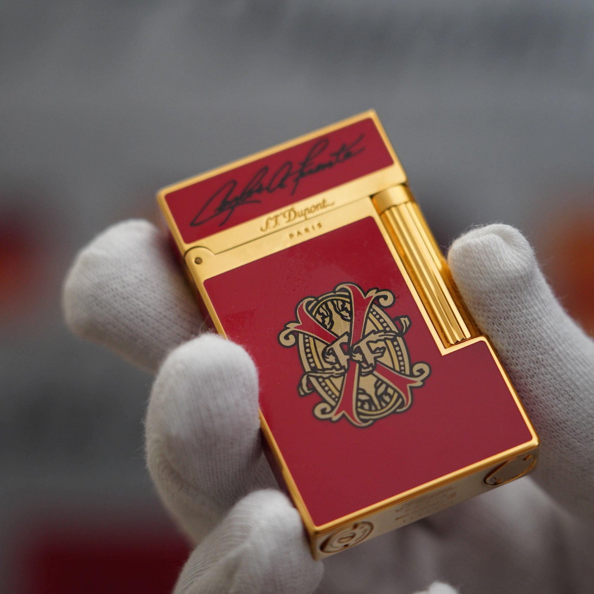 Vintage 1990 S.T. Dupont 18k Dual Flame Opus X Fuente Limited Gold Plated Red Lacquer Lighter