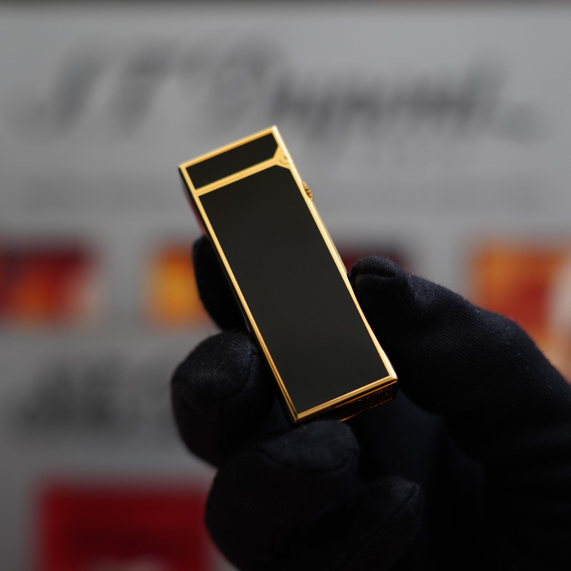 Vintage 1980 Dunhill Rollagas 24k Gold Plated Black Laquer Lighter