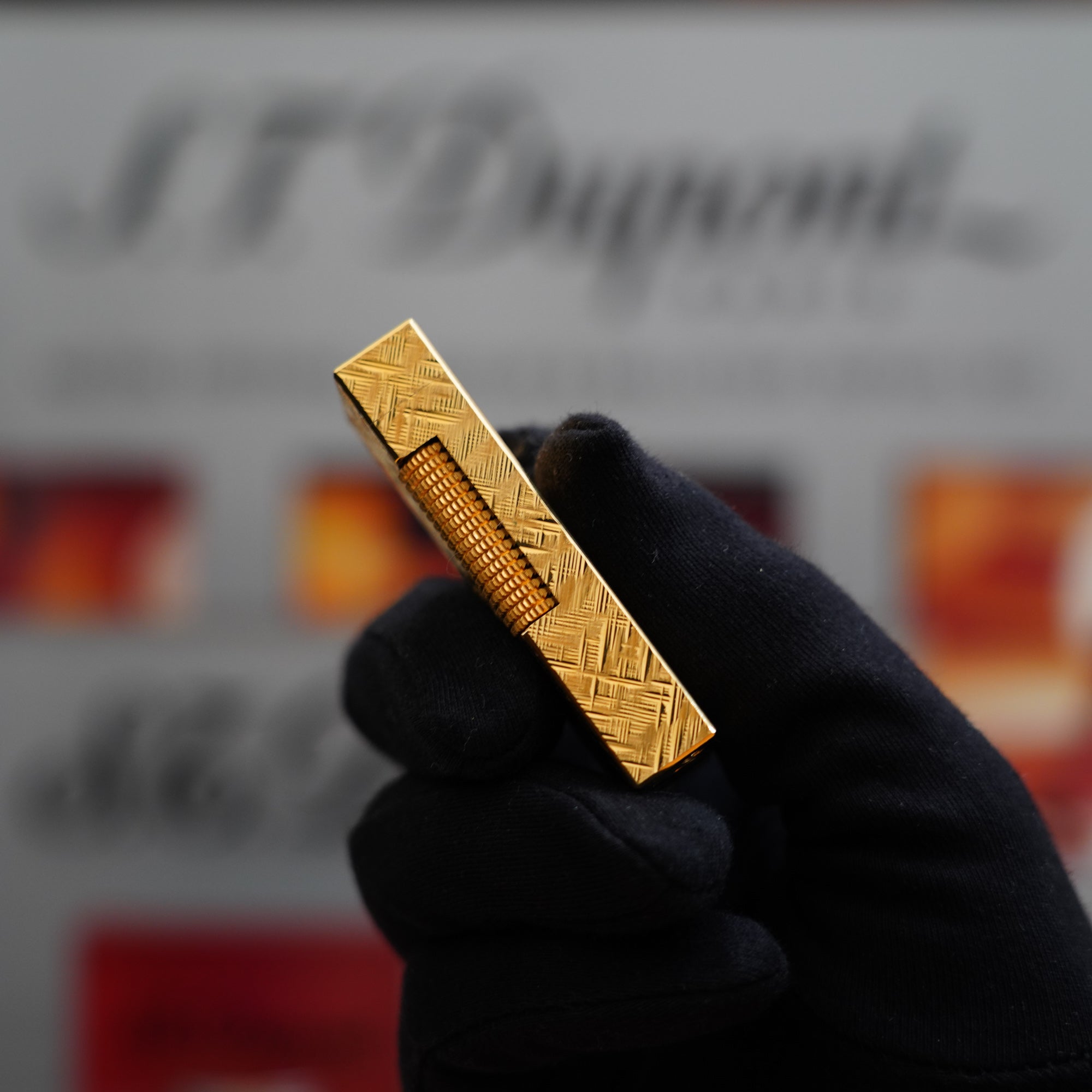 Vintage 1980 Dunhill Rollagas 24k Gold Plated Florentine Pattern Lighter