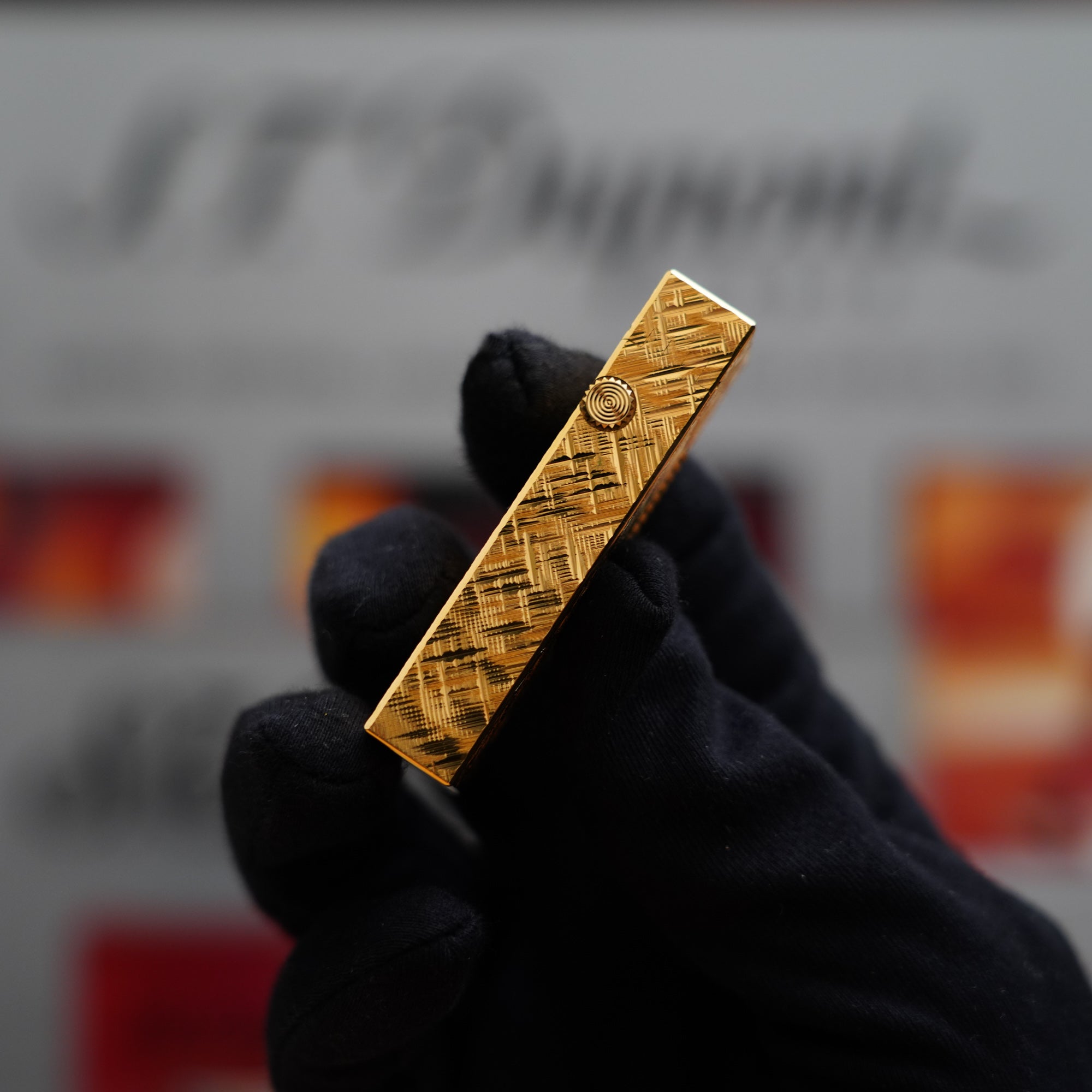 Vintage 1980 Dunhill Rollagas 24k Gold Plated Florentine Pattern Lighter