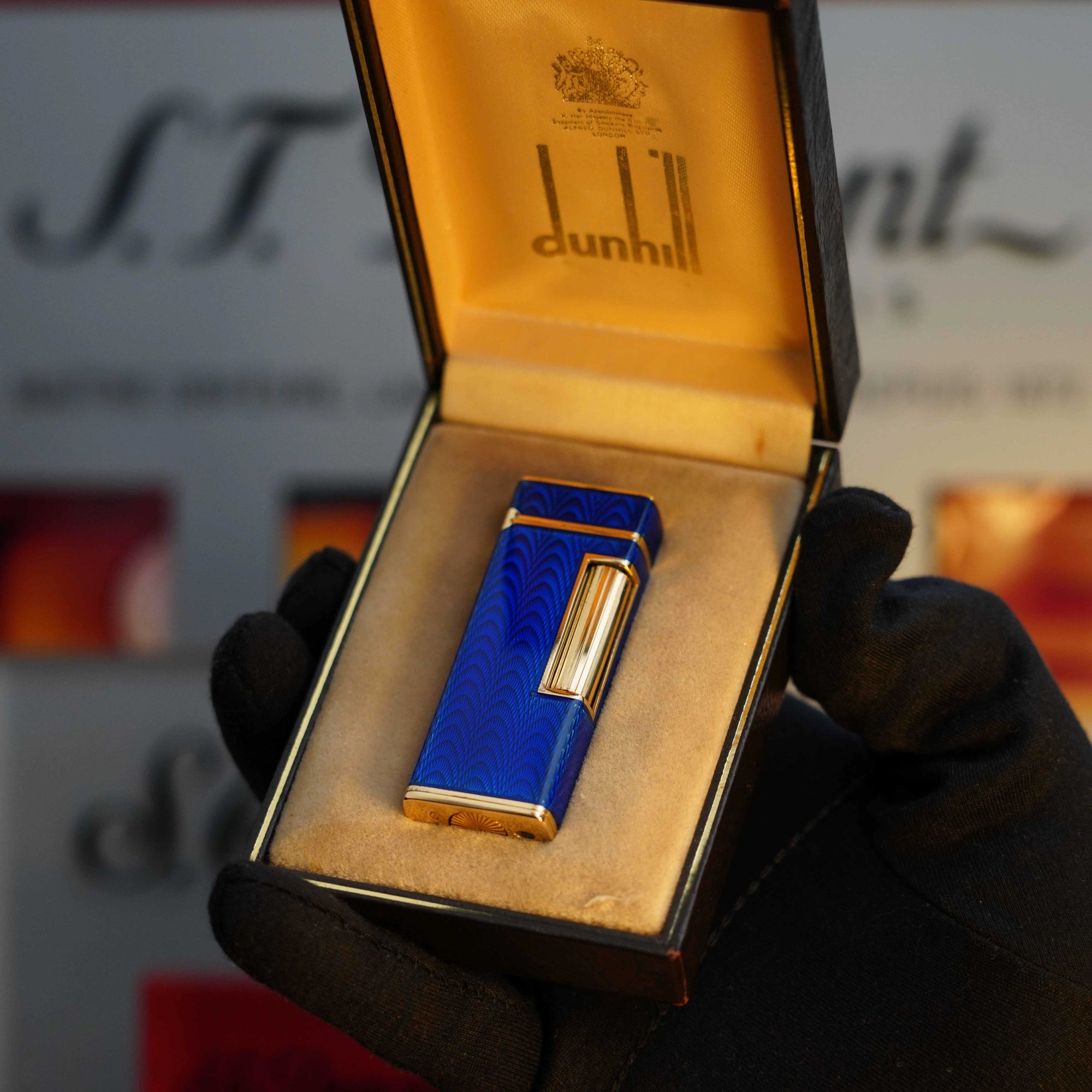 Vintage 1970 Extremly rare Dunhill Rollagas Solid Gold Guilloché Blue Enamel 18k Hallmark Lighter